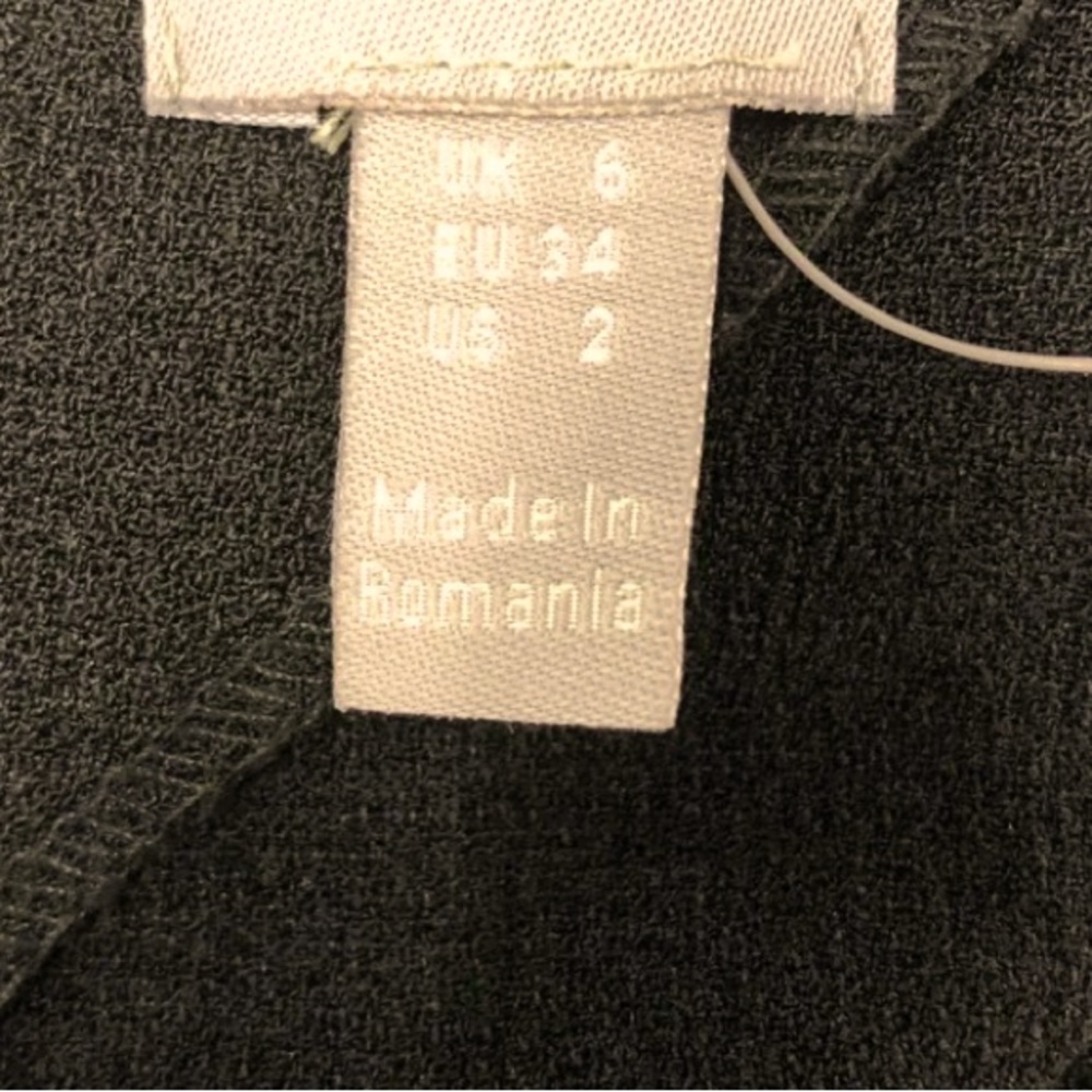 NWT [ASOS] Wiggle Pleated Midi Cap Sleeve Scoop Neck Black Dress Women’s Sz 2 - Picture 8 of 12